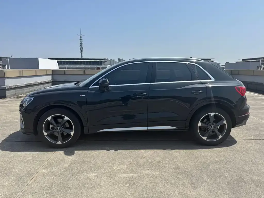 Audi Q3 — фото 2