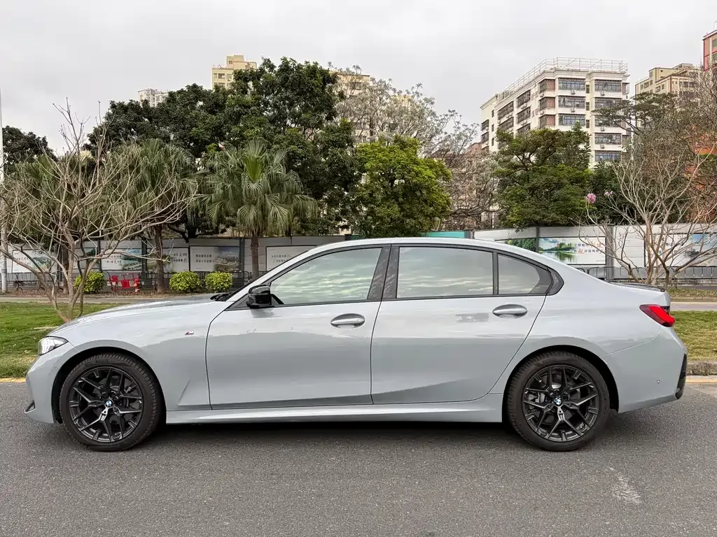 BMW 3 Series 2025 из CN, фото 8