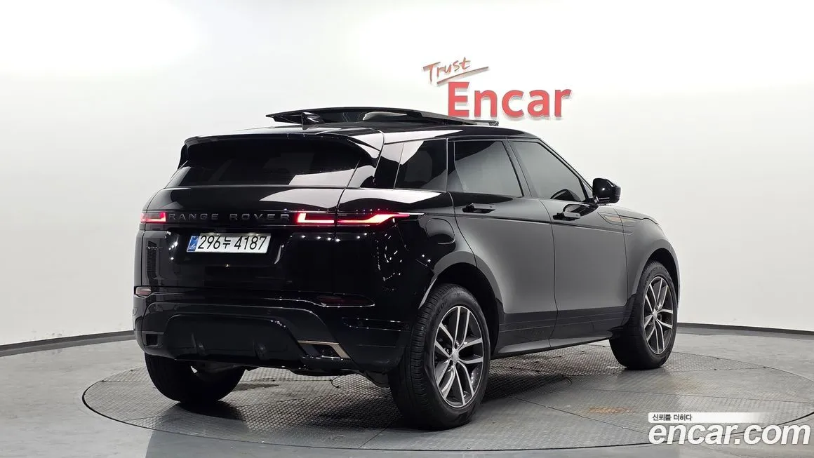 Land Rover Range Rover Evoque — фото 2