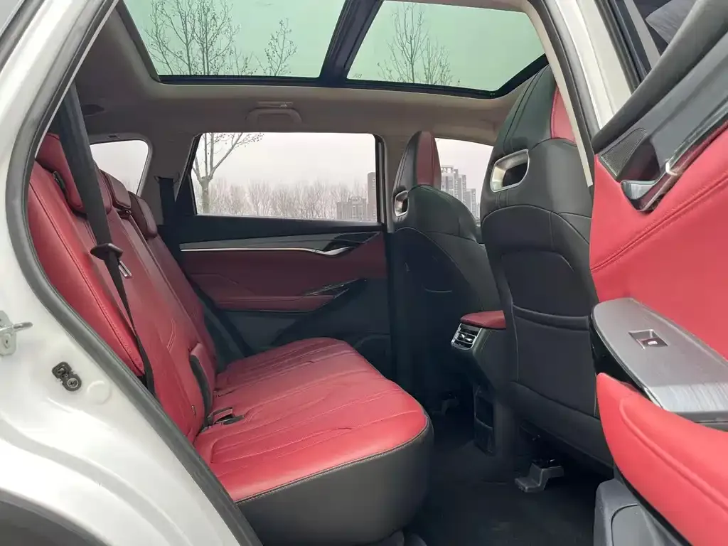 Changan CS75PLUS — фото 2