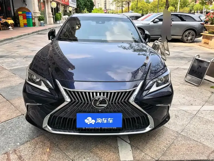 Lexus ES — фото 4