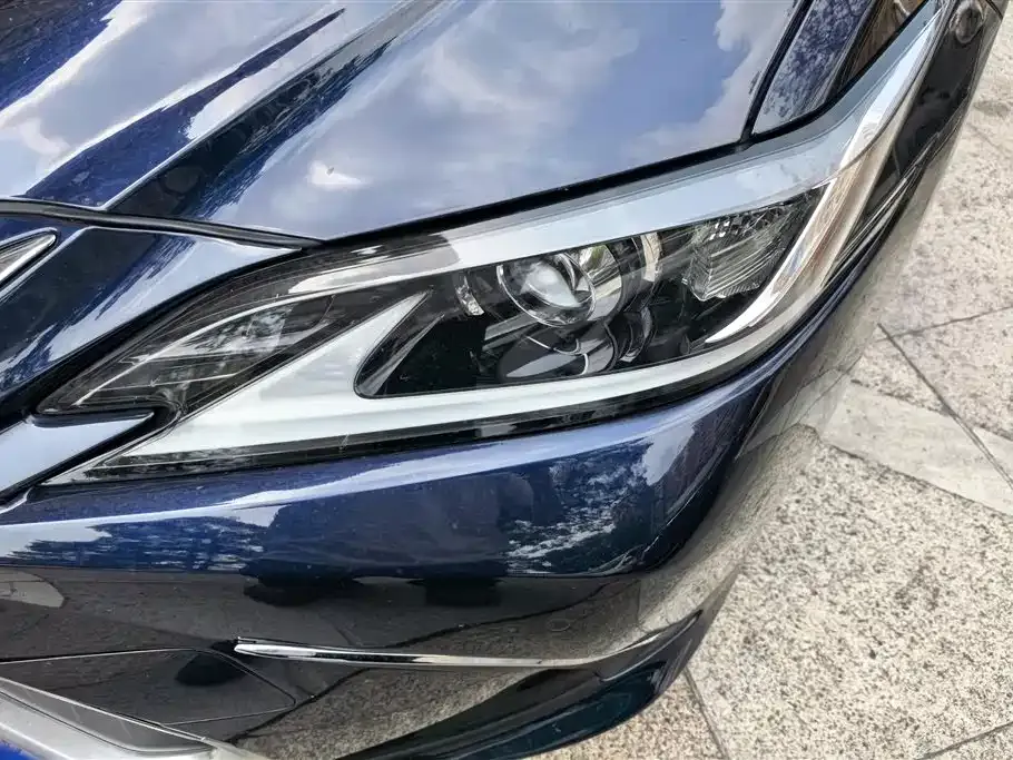 Lexus ES — фото 8