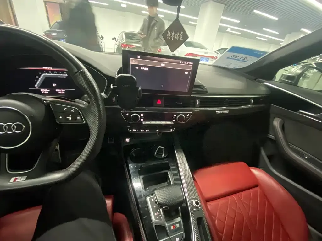 Audi S4 2021 из CN, фото 5
