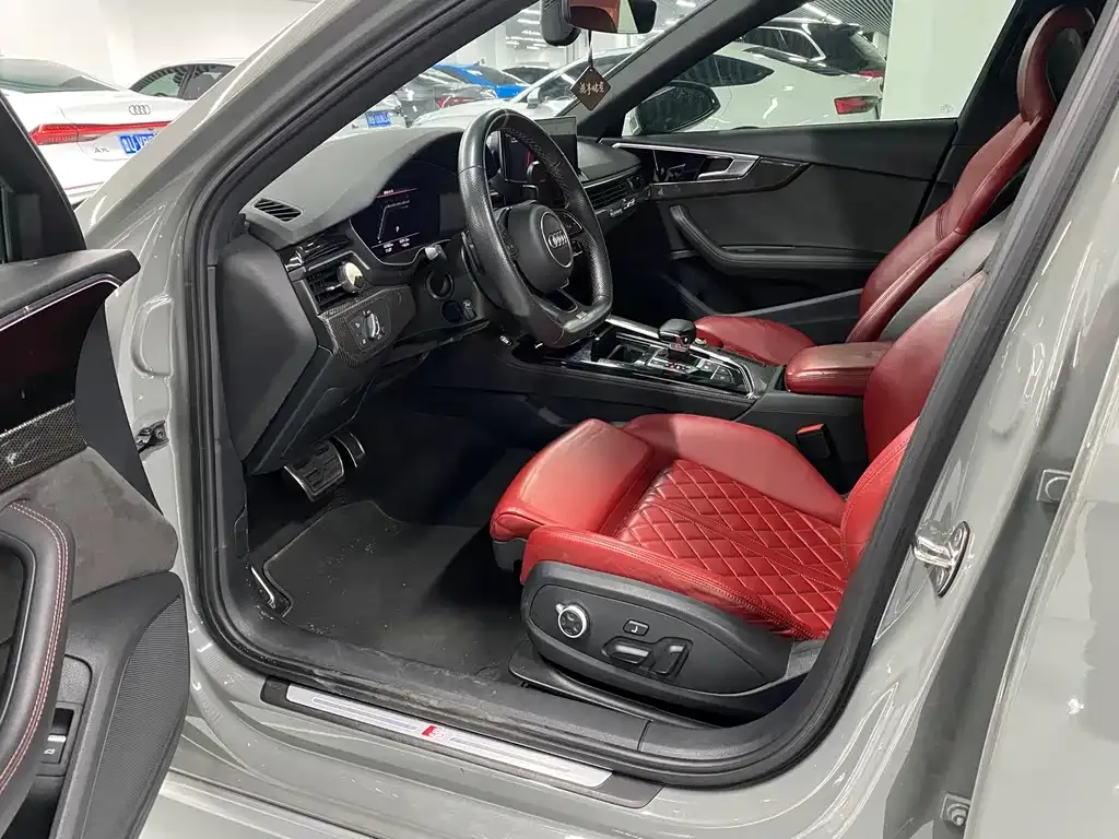 Audi S4 2021 из CN, фото 2
