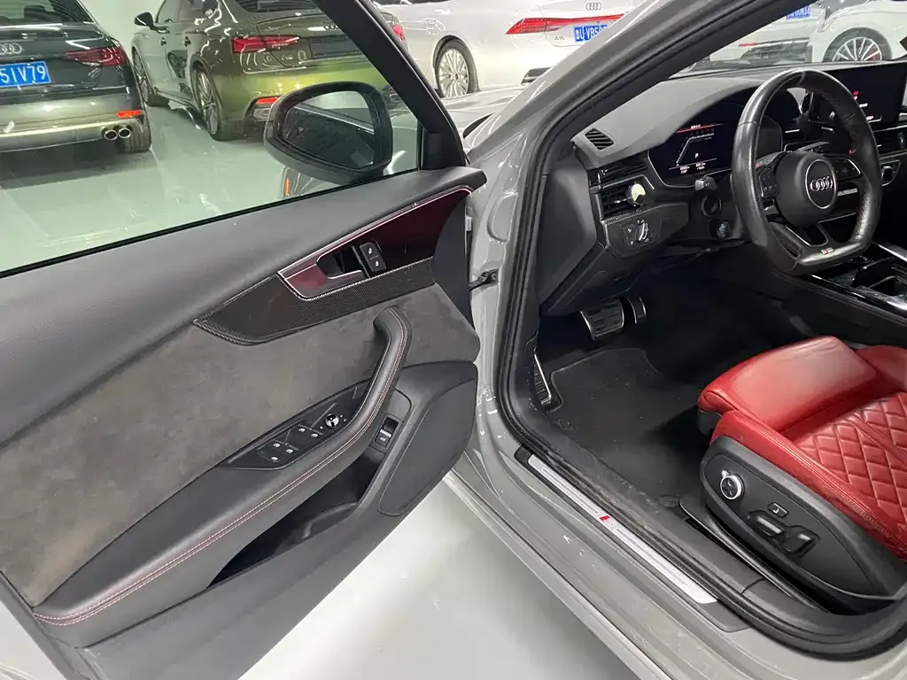 Audi S4 2021 из CN, фото 7