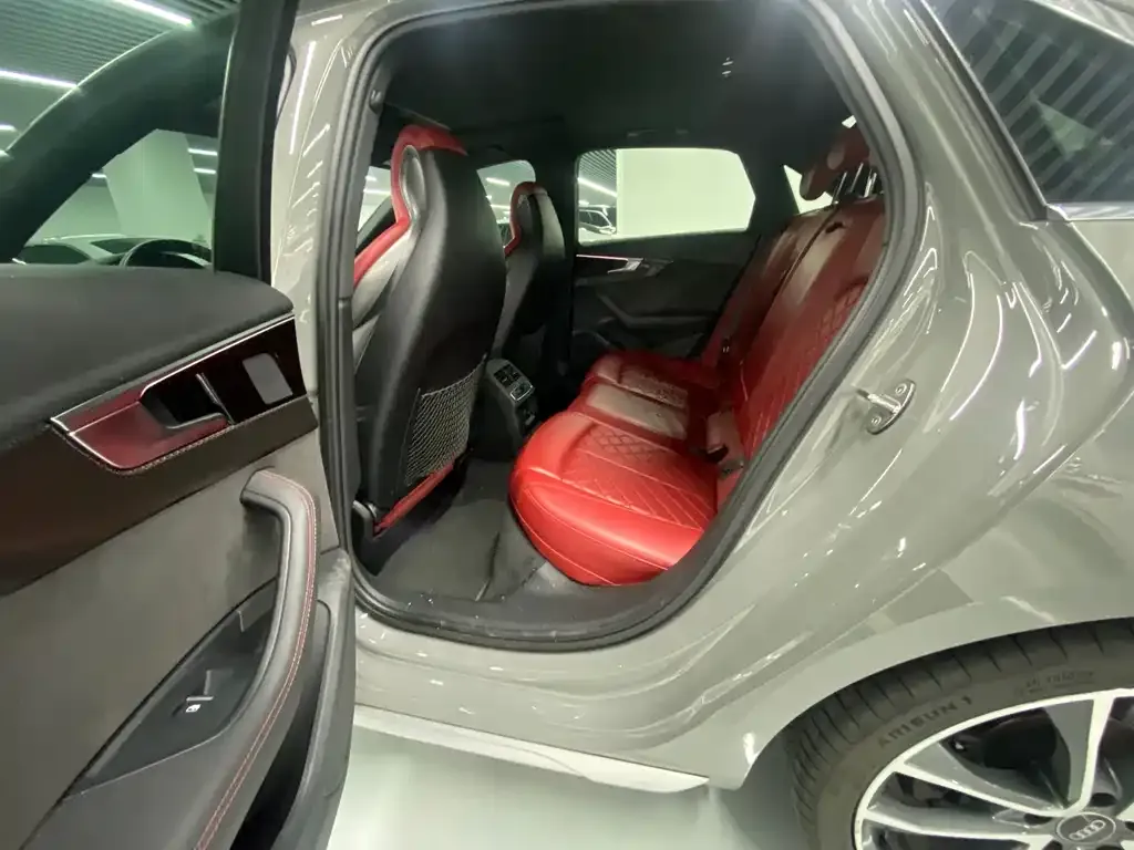 Audi S4 2021 из CN, фото 6