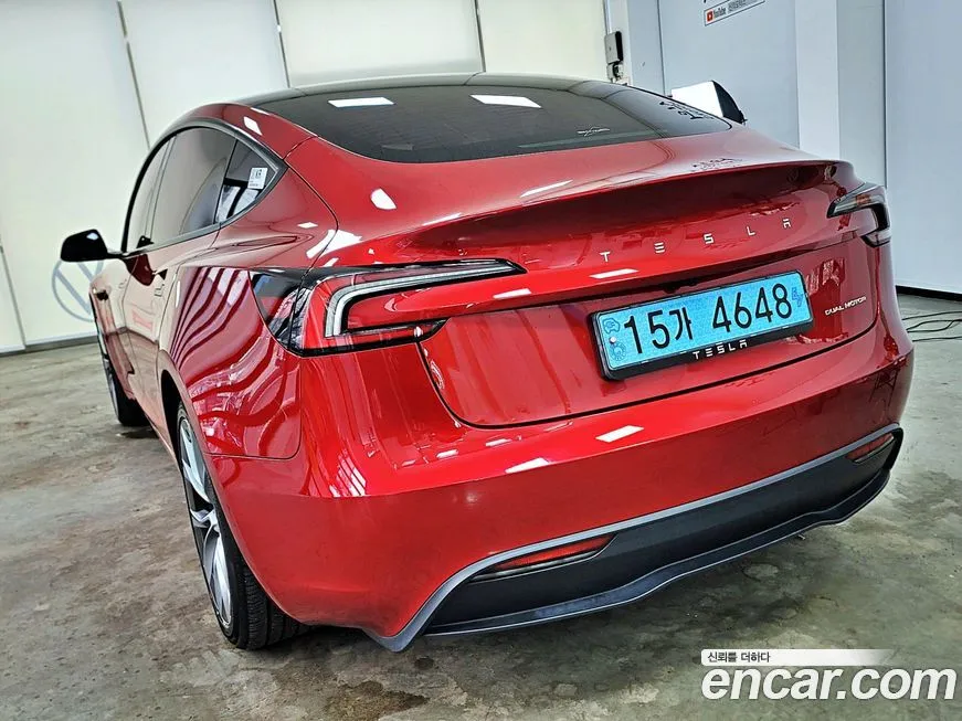 Tesla Model 3 2024 из KR, фото 8