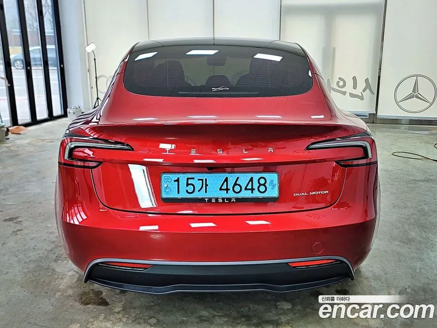 Tesla Model 3 2024 из KR, фото 3