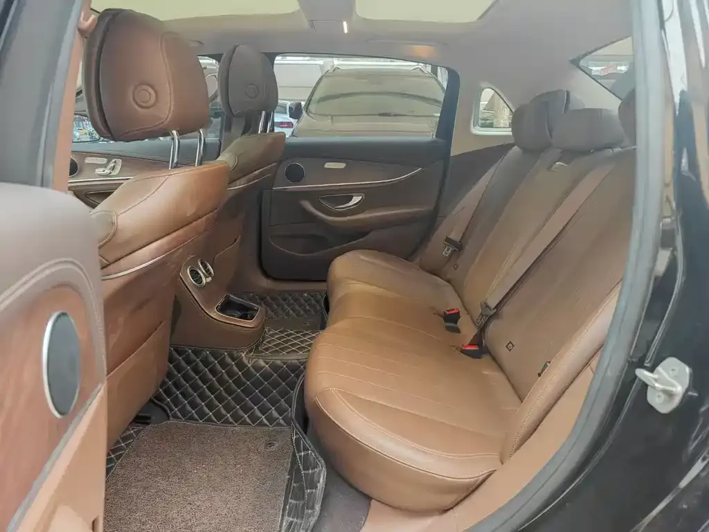 Mercedes-Benz E-Class 2021 из CN, фото 3