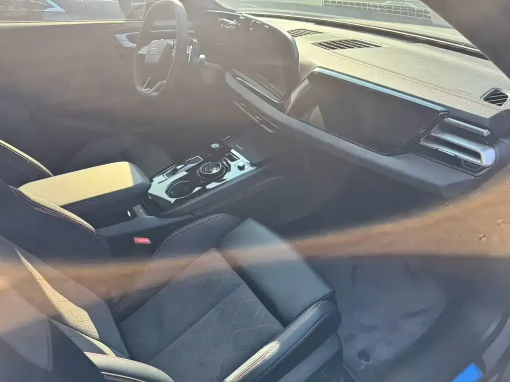 Audi A5L Sportback 2025 из CN, фото 4