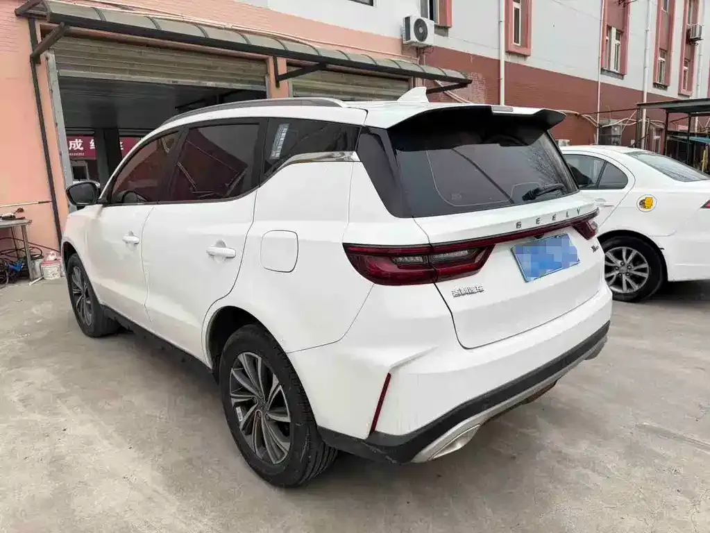 Geely Vision X6 — фото 5
