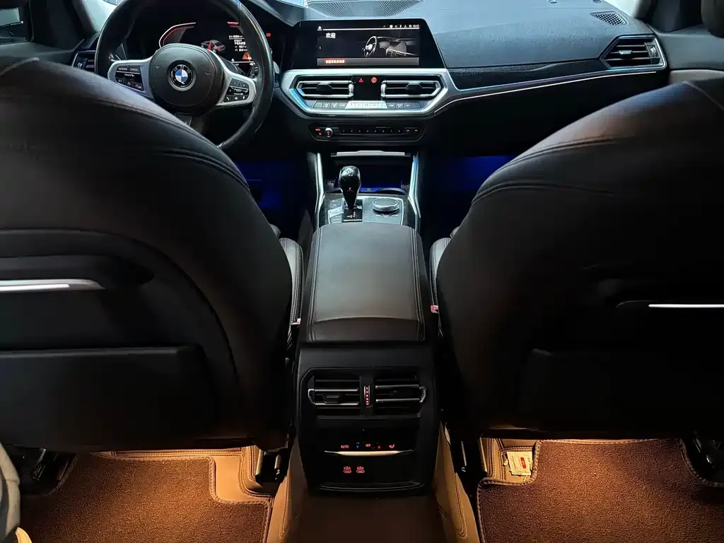 BMW 3 Series 2022 из CN, фото 4