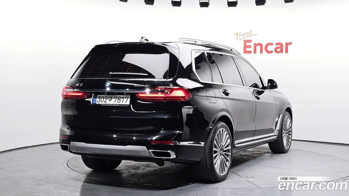 BMW X7 — фото 2