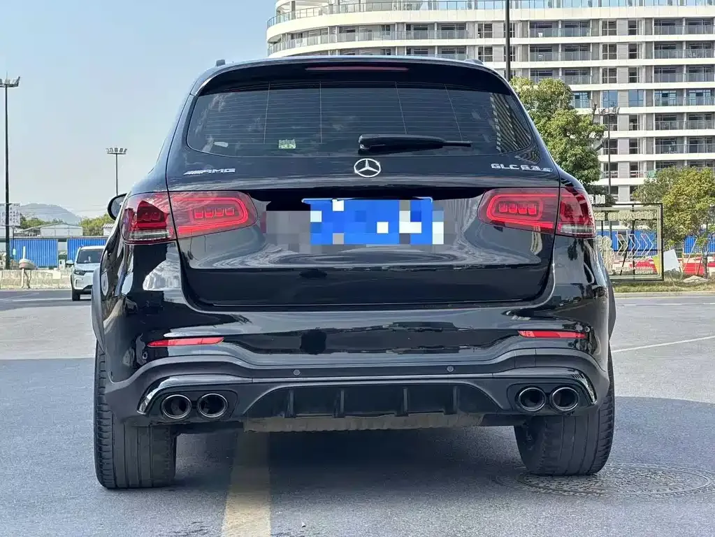 Mercedes-Benz GLC AMG — фото 10