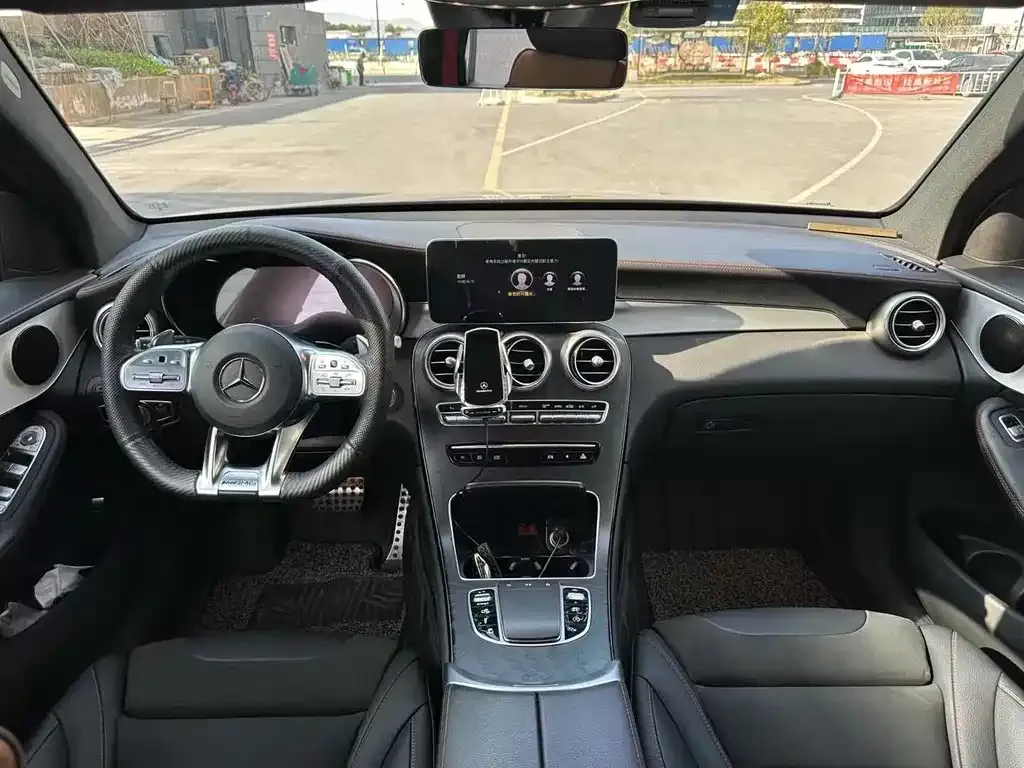 Mercedes-Benz GLC AMG — фото 9