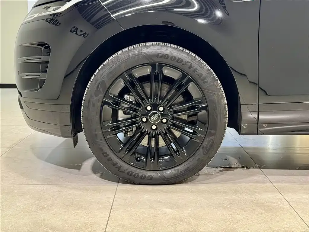 Land Rover Evoque — фото 3