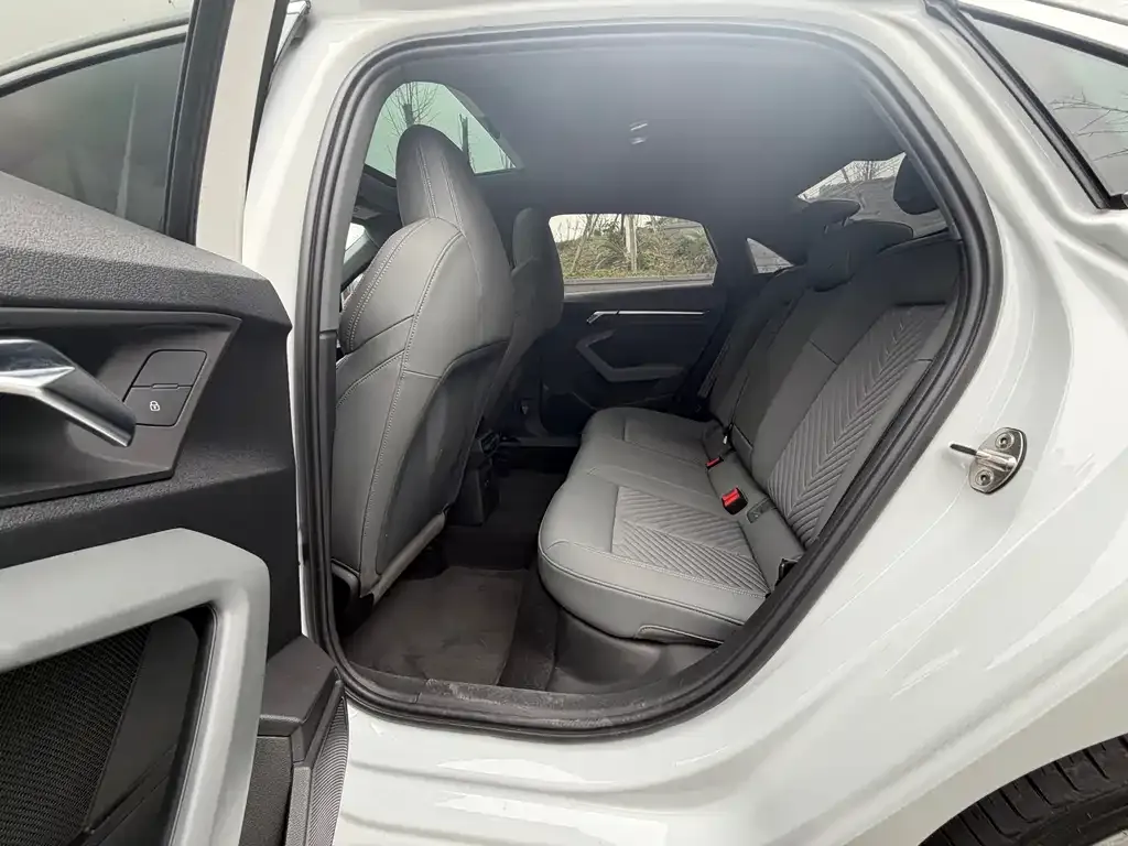 Audi A3 2021 из CN, фото 3