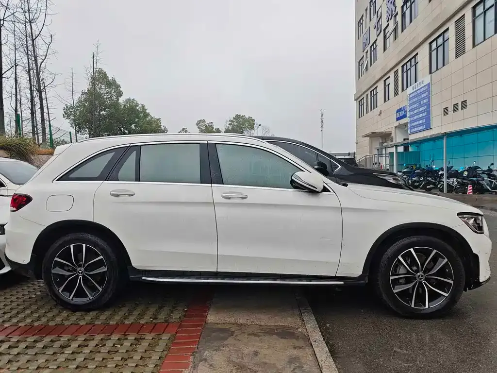 Mercedes-Benz GLC — фото 2