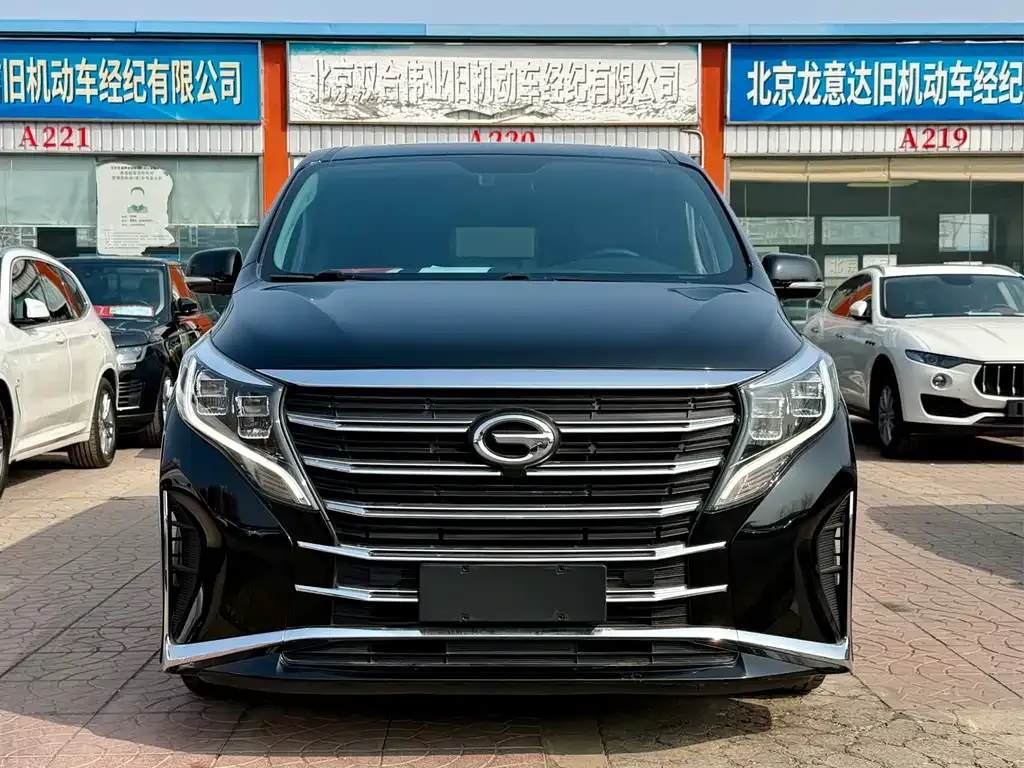 GAC Motor Trumpchi M8 — фото 10