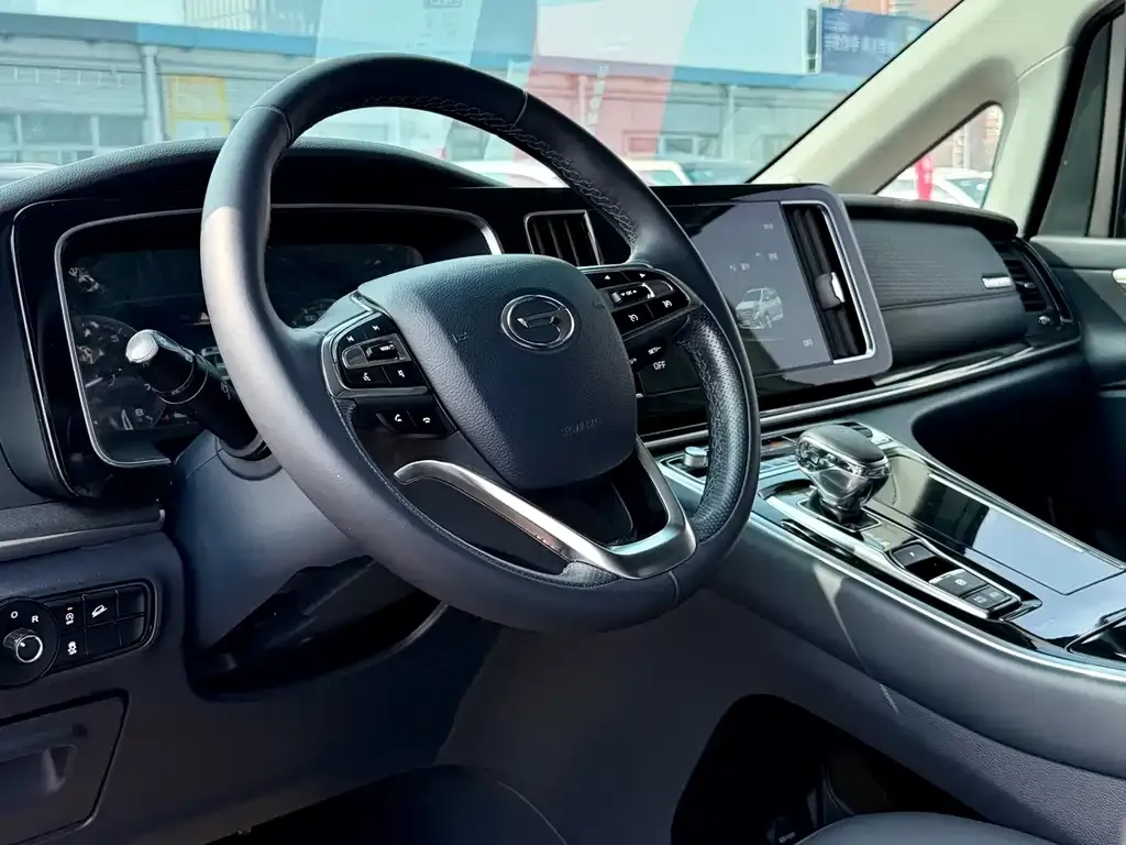 GAC Motor Trumpchi M8 — фото 8