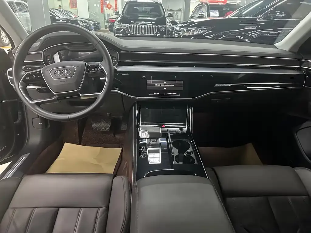 Audi A8 2024 из CN, фото 8
