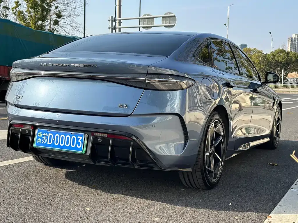 BYD Seal — фото 6