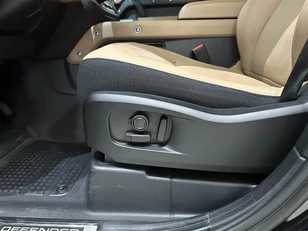Land Rover Defender 2025 из CN, фото 3