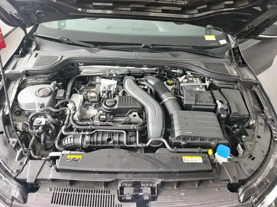 Volkswagen Golf 2025 из CN, фото 9