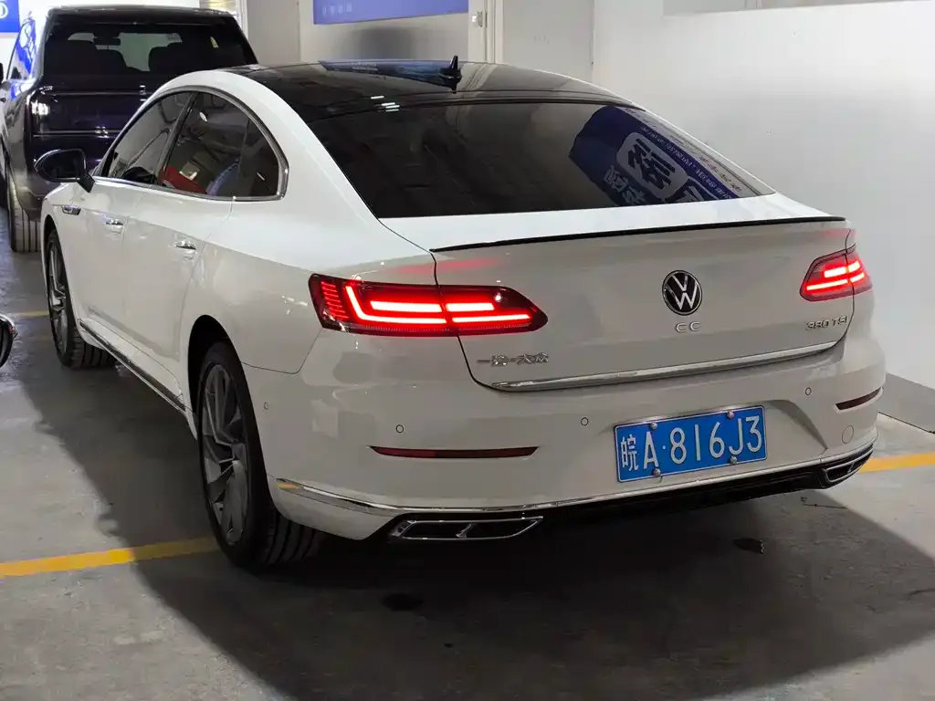 Volkswagen CC — фото 3