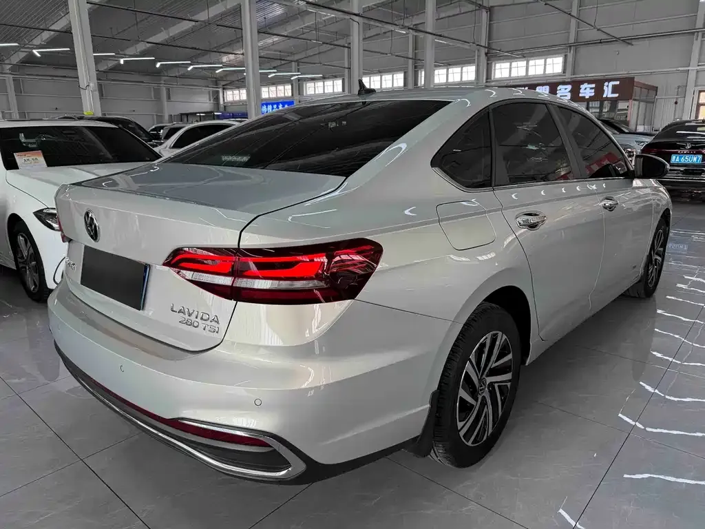 Volkswagen Lavida 2023 из CN, фото 8