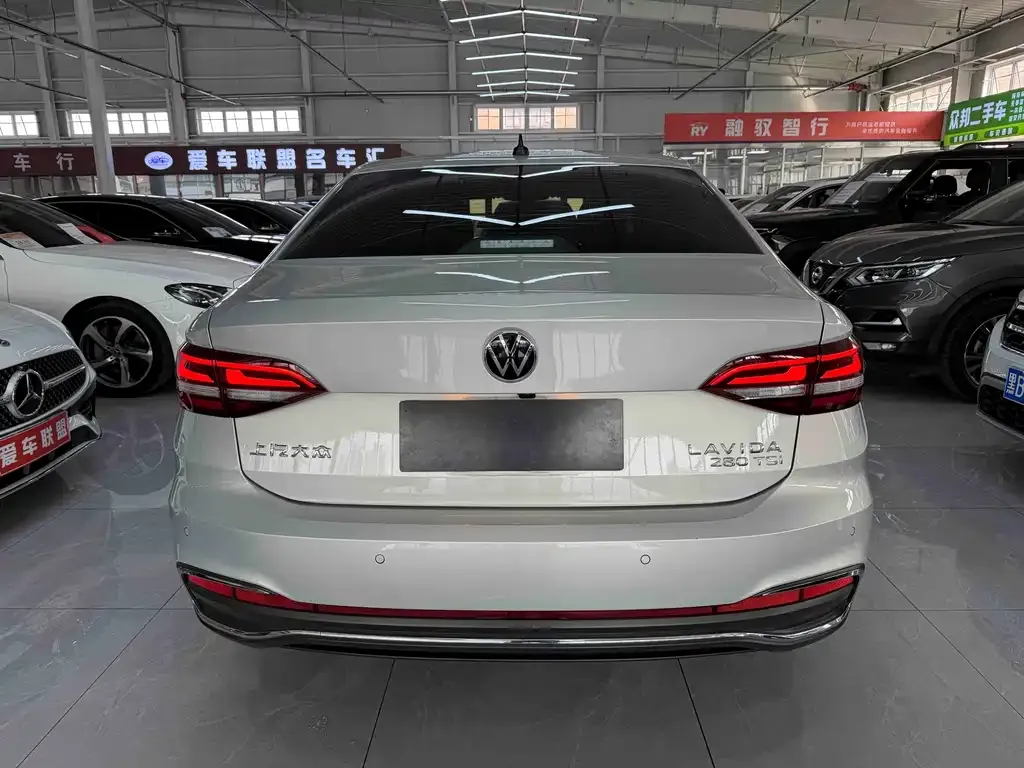 Volkswagen Lavida 2023 из CN, фото 6