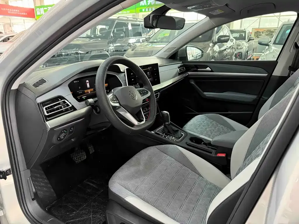 Volkswagen Lavida 2023 из CN, фото 9