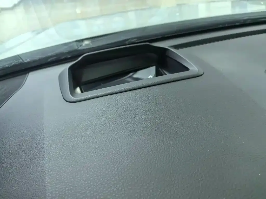 Toyota Granvia — фото 9