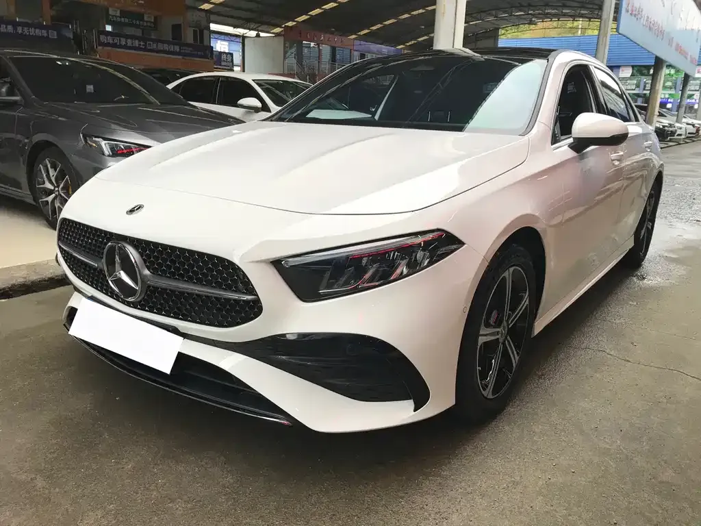 Mercedes-Benz A-Class 2023 из CN, фото 1
