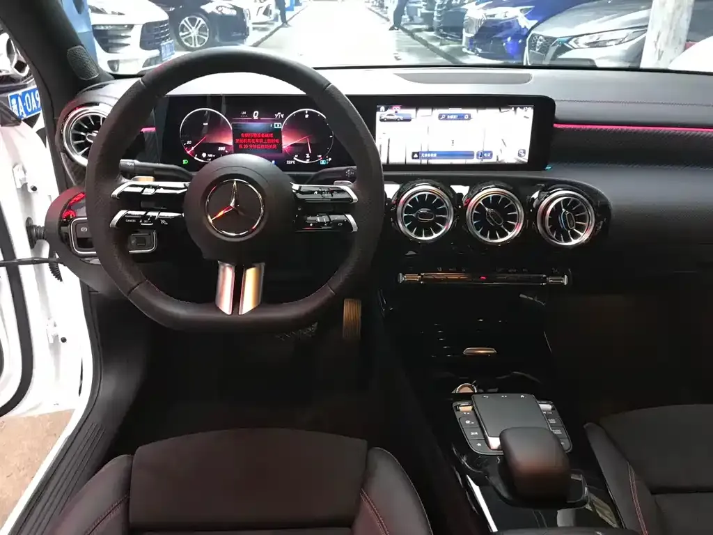 Mercedes-Benz A-Class 2023 из CN, фото 10