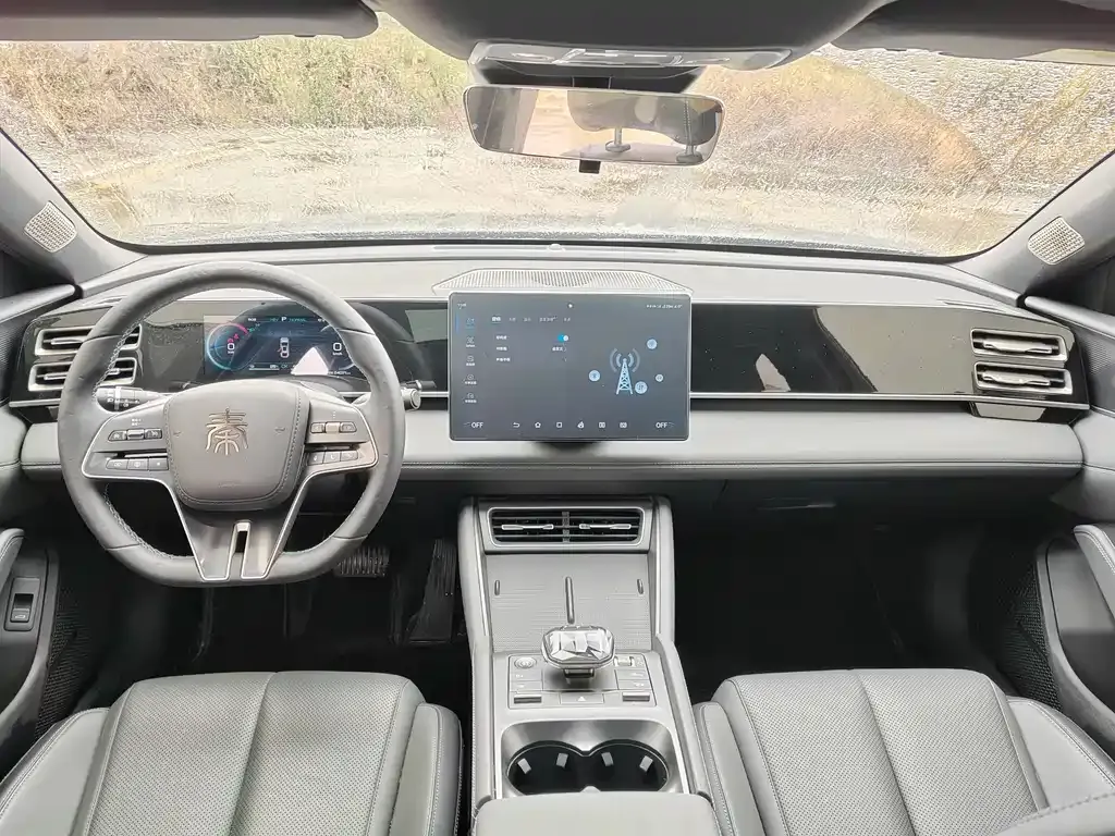 BYD Qin L 2024 из CN, фото 2