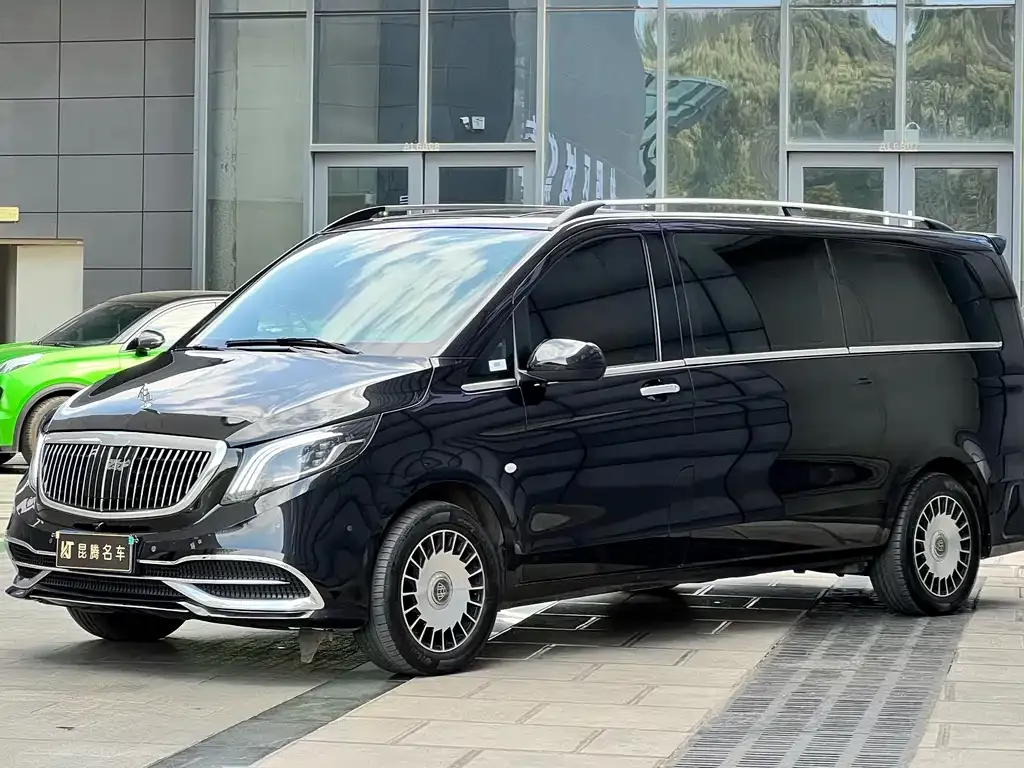 Mercedes-Benz Vito — фото 1