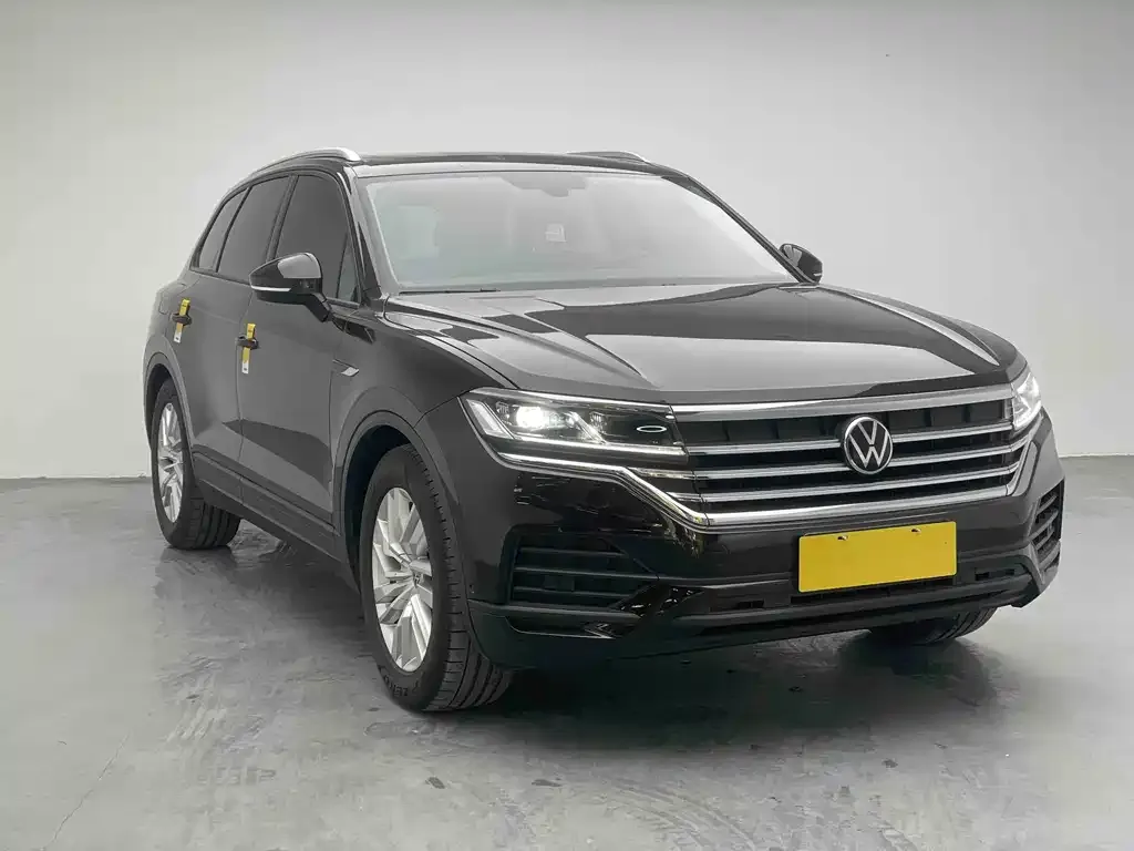 Volkswagen Touareg 2023 из CN, фото 10