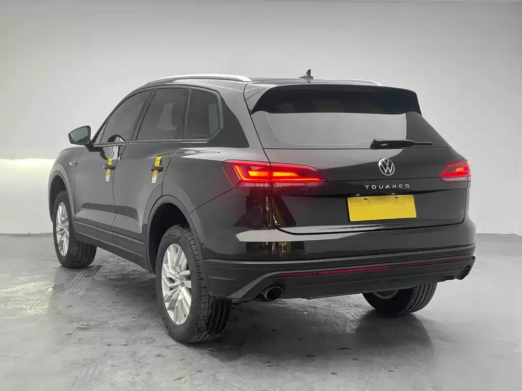 Volkswagen Touareg 2023 из CN, фото 3