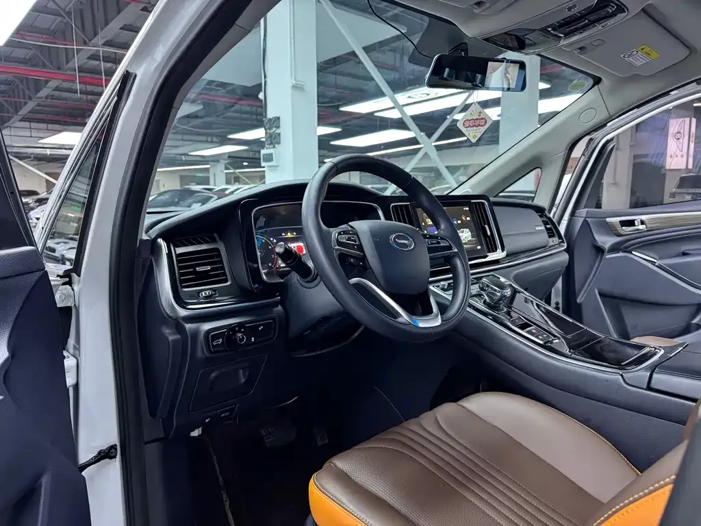 GAC Motor Trumpchi M8 — фото 7