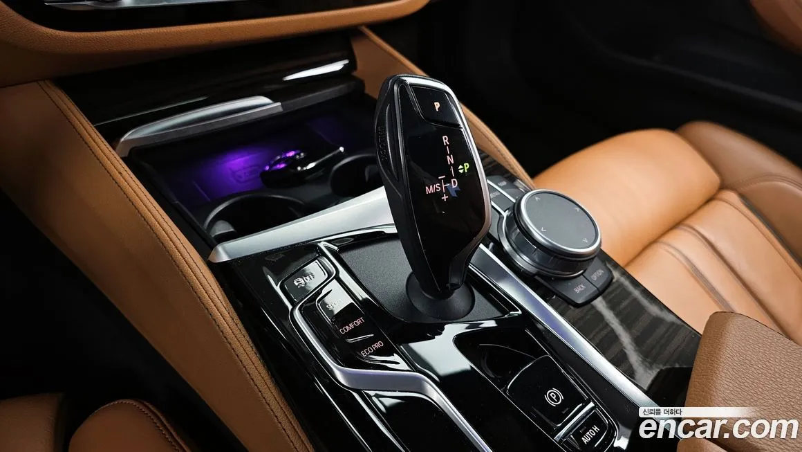 BMW 5-Series 2021 из KR, фото 3
