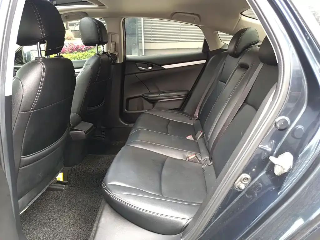 Honda Civic — фото 2