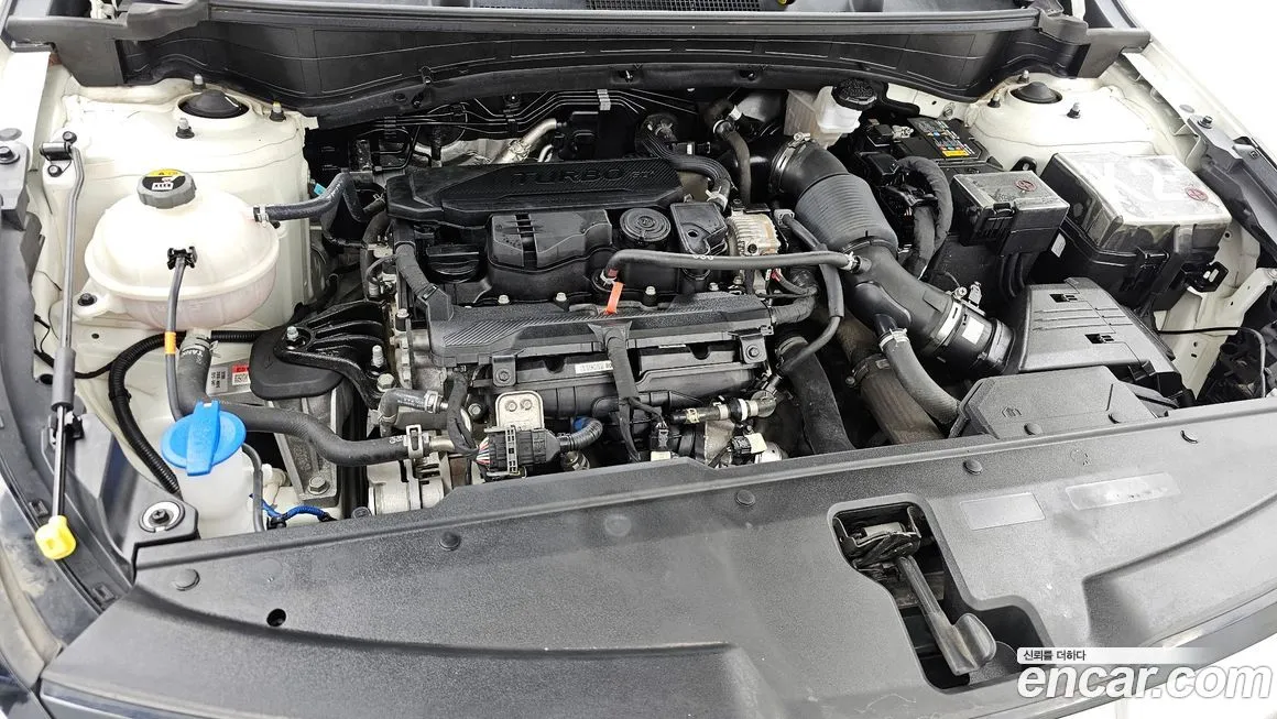 Kia Sportage — фото 10