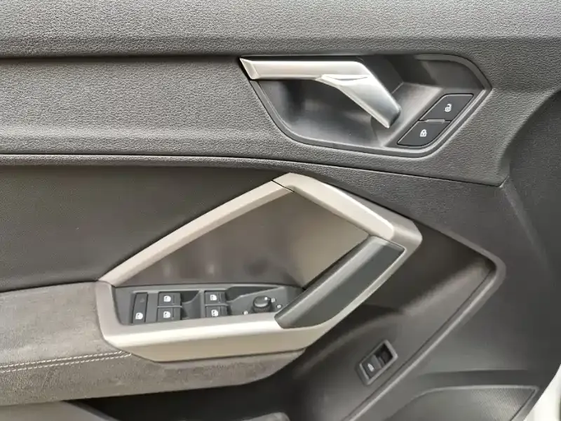 Audi Q3 2022 из CN, фото 9