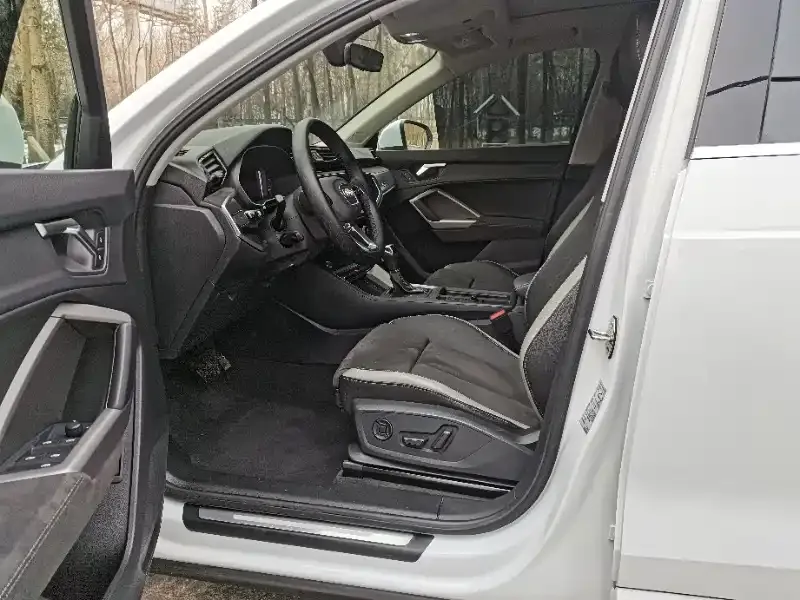 Audi Q3 2022 из CN, фото 4