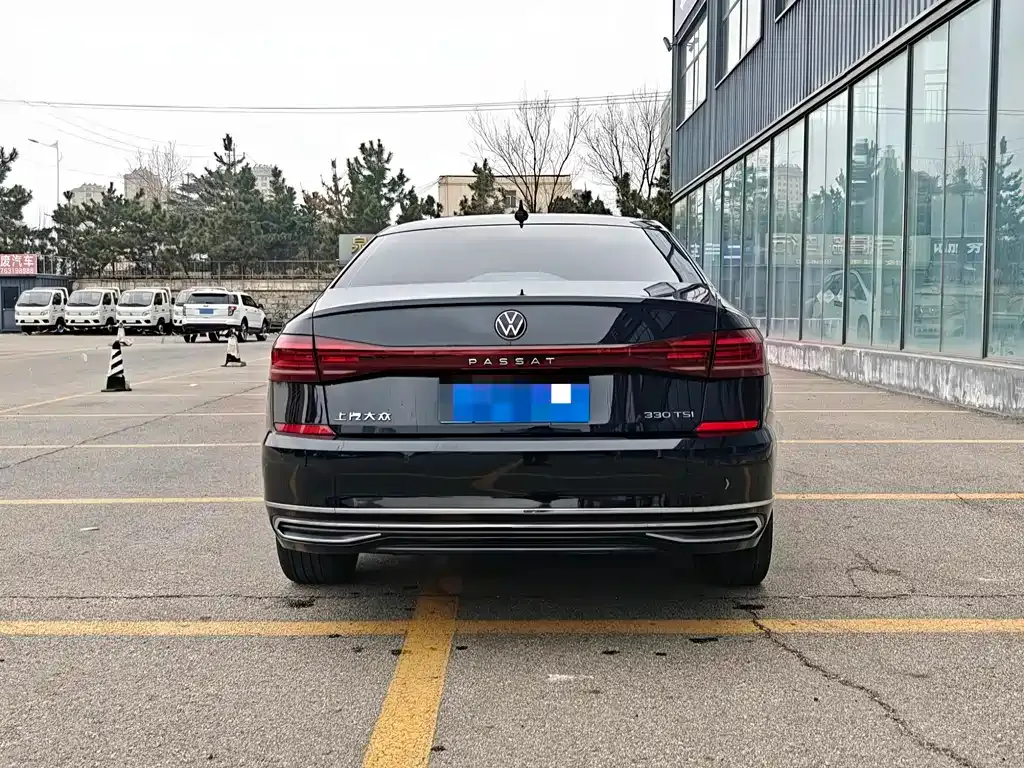 Volkswagen Passat 2022 из CN, фото 9