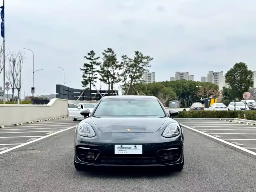 Porsche Panamera — фото 10