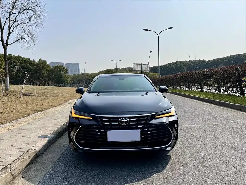 Toyota Avalon 2024 из CN, фото 5