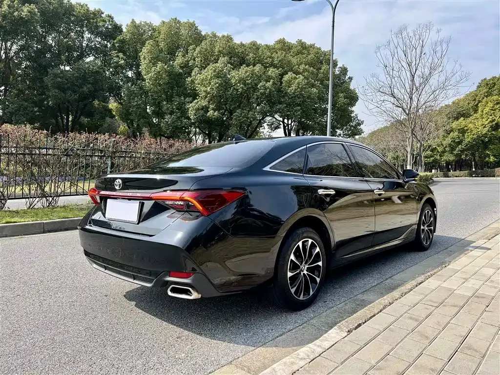 Toyota Avalon 2024 из CN, фото 8