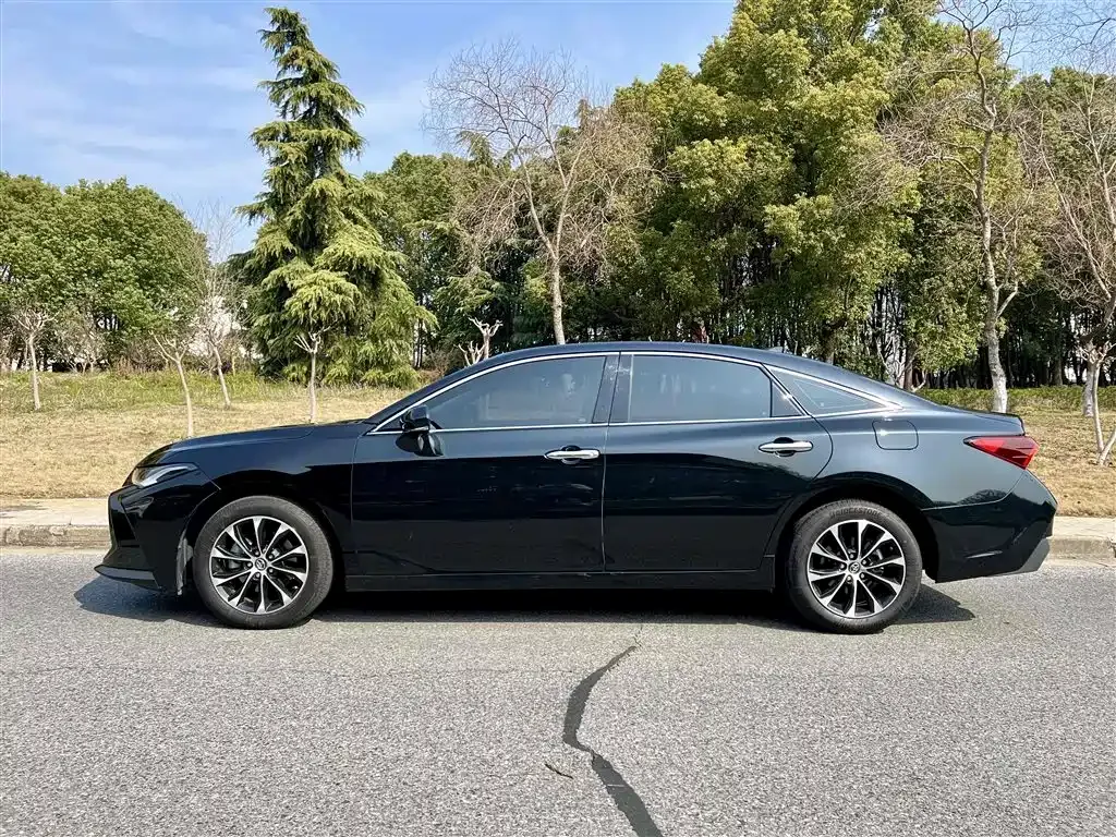Toyota Avalon 2024 из CN, фото 4